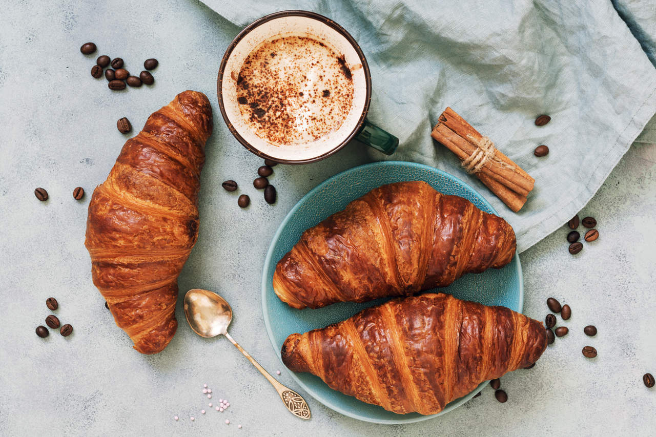 La revolución del croissant: nuevas formas con las que arrasa este clásico  de la bollería