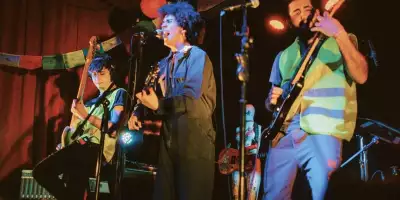 Los Alienigenas del Barrio